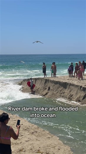 River unleashes into the ocean forming a satisfying wave to ride | solaglocal
