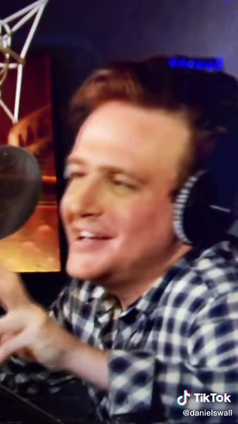 Reply to @_____oxygen Did You Despicable Me Has One of The Craziest Casts Ever? #movie #movieclips #voiceactor #voiceacting #stevecarell #learnsomethingnew #vector #mirandacosgrove #jasonsegel #despicableme #workofart #gru #animation #cast #casting