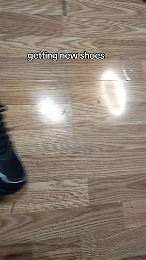 Sneaker Size Mix-Up: What to Do Next?