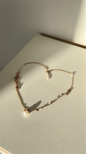 LYSÉA BIJOUX - Créations fines et lumineuses on Instagram: "La St Valentin approche… dans 10 jours déjà ! 💌 Et un bracelet est toujours offert pour toute commande passée avant le 14 février ✨ ____________________________ Bienvenue chez Lyséa Bijoux ✨ Depuis mon atelier à La Rochelle, je crée des bijoux uniques, des créations pensées pour durer et faites pour briller ✨ Prête à craquer sur ton prochain bijou préféré ? 📣 Au fait, tu as -10% sur ta première commande avec le code : BIENVENUE #saint