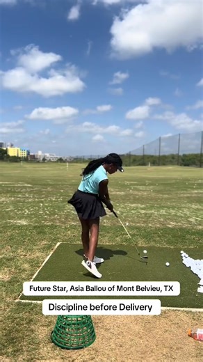 204K views · 1.4K reactions | The Sky is the Limit for this young lady! She’s leveling up and grasping more and more each lesson!! #golf #golftips #golfswing #golfaddict #golflife #golfstagram #golfcourse #golfclub #golfing #golfer #golftiktok #golfcoach #golfchallenge #golfgirls | Golfers Club | Facebook