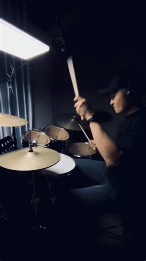 Đúng! Cô ta ngon hơn em =)) #khoabuidrum | Khoa Bùi