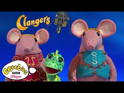 Clangers and the Astronaut 👩‍🚀🚀🌛| CBeebies