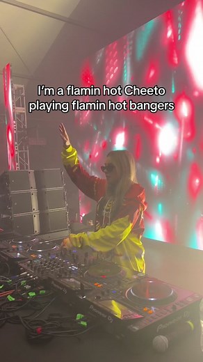 The track is losing control - odd mob x omnom (whyte fang remix) #fyp #rave #edm #techno #dj