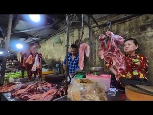 Best Cambodian Street Food 2025🥬🍖 | Phnom Penh Local Market Walking Tour