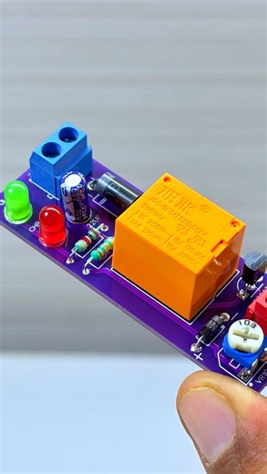 DIY Electrix on Instagram: "12v Battery Charger Circuit with auto cutoff #electronics #electronic #arduinoprojects #electronica #reels"
