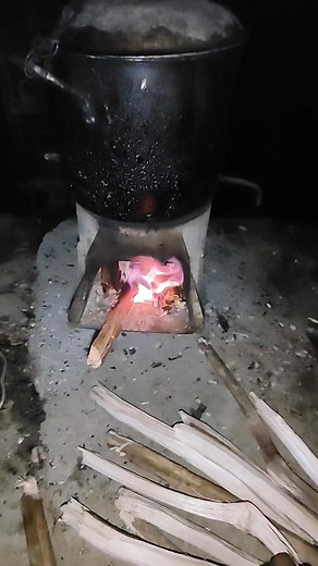 Bonfire while cooking WAT-WAT😋😋😋 #carabao #watwat | R-JAY Falisong - Main "Kadwa"