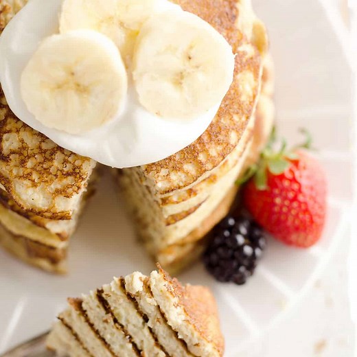 Light & Fluffy Banana Protein Pancakes