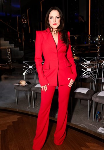 Elizabeth Gillies at Pamella Roland FW25 Runway Show - 02.10.2025 • CelebMafia