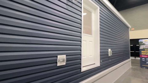 Y'ALL, this NEW single wide is LIKE NOTHING I've toured BEFORE! Mobile Home Tour