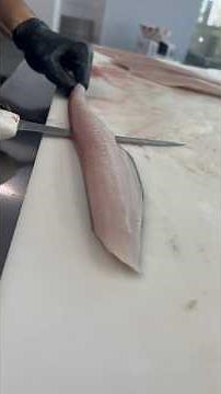 Skinning Spanish Mackerel made easy 🤙