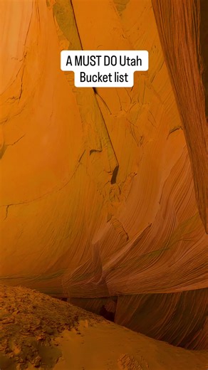 This Utah hike doesn’t even look real… 😳🏜️ If you’re building your Southwest bucket list and Kanab isn’t on it yet — it should be. Welcome to The Great Chamber — one of the most jaw-dropping hidden gems near Kanab, Utah. Also known as Cutler Point, this massive sand cave sits high above the desert with sweeping views and curved sandstone walls that glow at golden hour. It’s a short but steep sandy hike, and you’ll want a high-clearance vehicle to reach the trailhead. But once you step inside? 