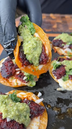 145K views · 4.2K reactions | Chorizo tacos on the griddle | Miguels cookingwithfire | Facebook