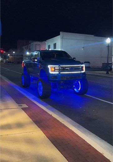 just your an f150 trying to be one of the big dogs #fyp #trendingvideo #ford #liftedtrucks #trucktok #louisiana #26x14 #elevatedempire #cowlhood #spaceship #latenight #city @Ty Latham @Hayden_rolfe08👑 @Justindrake5.0 @AJ SCHOCH @rayyy 🃁𓄀✮⋆˙ @SILVER STORM 5.0 @FE=LOUISIANNA🐊 @Ford exclusives