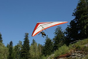 Drachenflug bei Königsbrunn nimmt für 53-Jährigen tödliches Ende