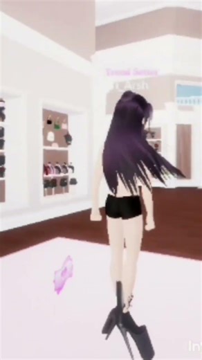 DTI items yhat dont work for male body types #roblox #subscribe #chanelwatch #dti #comment