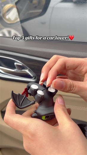 Toothless Keychain: The Perfect Gift for Dragon Lovers