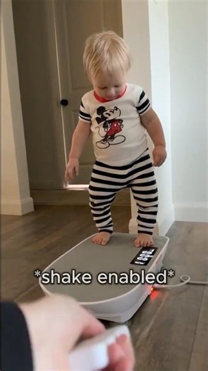 Toddler vs. Vibration Plate (@jennamboyd)