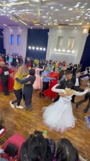 2026.01.07-нд 20:00 цагт Чойр хотын ОРГИЛ зоогийн газрын 2 давхарт орчин цагийн НИЙТИЙН ЦЭНГЭЭНТ БҮЖИГТЭЙ. Бүжигт хайртай хүн бүхнийг урьж байна. Такс: 5000₮ Эх сурвалж: "ХОС ЭГШИГЛЭН" цэнгээнт бүжгийн холбоо | Nokia-choir Delguur