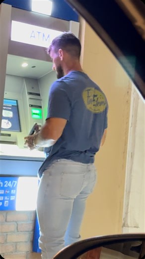 Sam Vass 🇬🇷 on Instagram: "@samvass3"