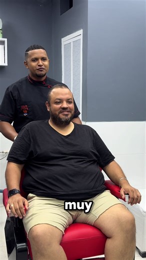 🎥📸✨ Desde hondura a Cartagena, una transformación para subir su autoestima. Nuestro cliente decidió comenzar el 2026 renovado imagen con una prótesis capilar indetectable de alta gama. ¡El resultado habla por sí solo! 💯🔥