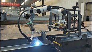 Shipbuilding welders are here, with portable welding robots that not only weld well, but also weld perfectly! More intelligent welding case analysis, demonstrations of new processes, on-site welding of samples, expert online Q&A, exciting benefits activities... Redefine "simplicity" and forge "quality" with heart! #CollaborativeRobots #ShipbuildingWelding #WeldingProcessSharingMeeting #IntelligentWelding #PortableWeldingEquipment #ShipGridWelding #Shipbuilding #ManufacturingIndustry #Intelligent