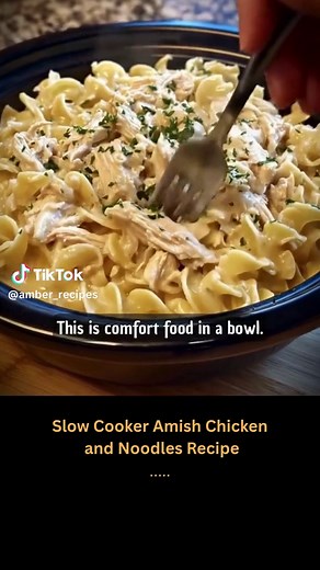 Easy Slow Cooker Amish Chicken and Noodles Recipe