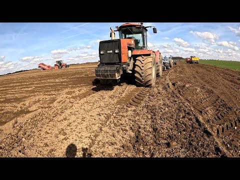 Odkamienianie sprzyjające warunki. Coraz lepiej nam idzie. Wozimy na dwie przyczepy.