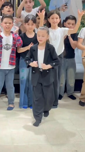 She's Such a Technically Awesome Dancer Very Skillful Amazing 💓💖💕 #dance #performance #viral #reels #trending #shorts #fbreels #viralreels #dancers #dancereels #dancechallenge | Amazing Danceing