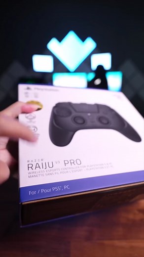 Precision engineered. Fully customizable. The Razer Raiju V3 Pro delivers lightning-fast response with mouse-click back buttons and TMR swappable thumbsticks. . . . . . #razer #razergamer #viralreels #trending #tech #playstation #controller #ps5 #esports #gamer #dubai #techtrends #gamers #streaming #pc | Prince Computers | Facebook