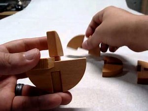 Saturnus Wood Puzzle