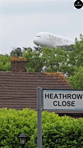 Emirates Airline To Ban Power Banks On All Flights From October 1 | NDC - Foot Soldiers