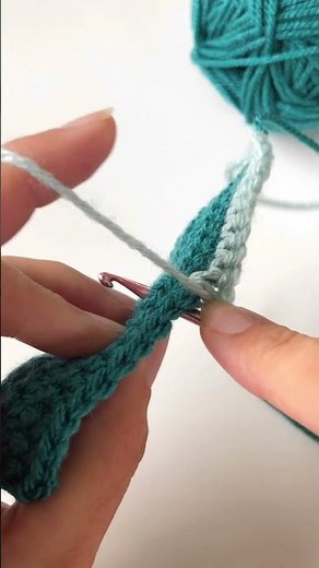 How to Crochet Single Crochet Spike Stitches #crochet #shortscrochet #crochettutorial