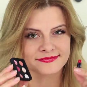 403K views · 200 shares | 9 DIY Weird Makeup Ideas / Miniature And Giant Makeup. Full video: https://youtu.be/ldWG1PJvHVI | Troom Troom | Facebook