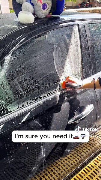 Handheld Oil Film: The Convenient Choice for Garages