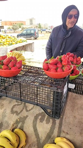 مباشرة من ولاد عبدون خريبكة : أجيو نشوفو اثمنة الخضر والفواكه بالسوق الأسبوعي شحال دايرة في اليوم 11 من رمضان | Chouf TV