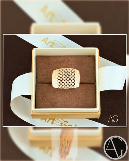 Elegant diamond cut 18k yellow gold ring for timeless sophistication