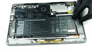 Inside Dell Latitude 14 9410 2-in-1 - disassembly and upgrade options