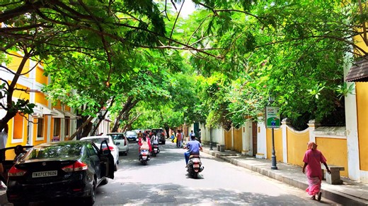 In this video, we explore the charming French Colony of Pondicherry — also known as White Town — where colonial architecture, colorful streets, and cozy French cafés transport you to a different era. Join us as we: ✔️ Take a walking tour through beautiful heritage lanes ✔️ Visit iconic spots like Promenade Beach & Aurobindo Ashram ✔️ Chill at top cafés like Café des Arts & Coromandel Café ✔️ Discover hidden gems perfect for photos and peaceful vibes #Pondicherry #FrenchColony #WhiteTown #SouthTu