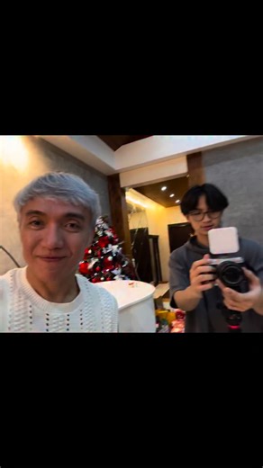 #christmas is all about #family #love #peace #unity here’s hoping that everybody had a great one❤️❤️❤️🙏🙏🙏 | Arnel Pineda