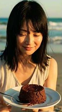 Cute girl eating cake 🥰🎂 #cake #animation #viral #trending #cute #video #cute #short