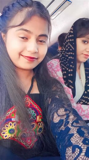 Nishad ji 🥰 on Instagram: "🥰😘🥰jaanu"