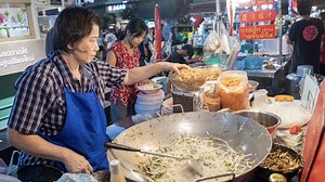 12 essential food and drink experiences to try in Thailand