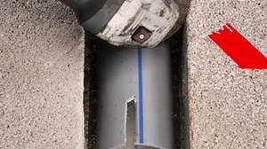 Étapes pour couper un tuyau en PVC