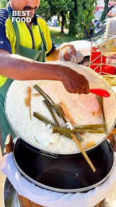 Legendary Nasi Lemak Kukus in Penang 🍃 📍Nasi Lemak Kukus Cilibilis, Gurney Drive Hawker Center, 1, Gurney Dr, Georgetown, 10250 George Town, Penang ⏰ 4.30pm - 11pm [Wednesday Closed] | Best Food Penang