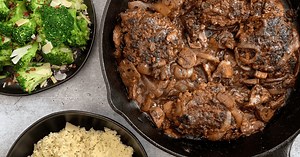 Healthy Hamburger Steak and Gravy with Garlic Butter Mashed Cauliflower