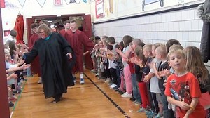 Today was the last day of school of Davison High School seniors. The class celebrated by participating in a Walk-Through at Thomson Elementary, where kindergartners high fived and congratulated the seniors on a job well done! Good luck to our DHS graduates. We are proud of each and every one of you! Part I | Davison Community Schools