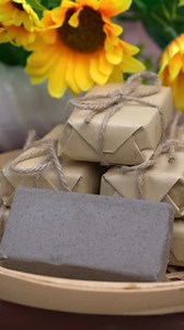4.7K views · 54 reactions | 2000-Year-old hair care secret | Making he-shou-wu shampoo soap This video is about He Shou Wu (fleeceflower root) shampoo soap made using a 2000+ year old traditional processing technique (nine steaming and nine sun-drying cycles). Its emphasizes the natural and hair-nourishing qualities of the soap and connects it to intangible cultural heritage. #HeShouWu #naturalhaircare #handmade #shampoobars #medicine | How Things are Made | Facebook