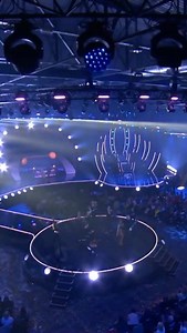 16K views · 393 reactions | Danke @giovannizarrella , dass wir nochmal unser geliebtes Dream & Fly 曆 Intro bei dir in der Show performen konnten. Bis nächstes Jahr  Wie findet ihr das Opneing? | Ehrlich Brothers | Facebook