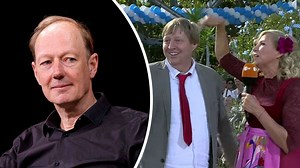 Pool-Pinkel-Wette: Die PARTEI rechtfertigt Fernsehgarten-Crash